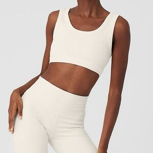 NWOT Alo Wellness Bra - Ivory (Size XS)
